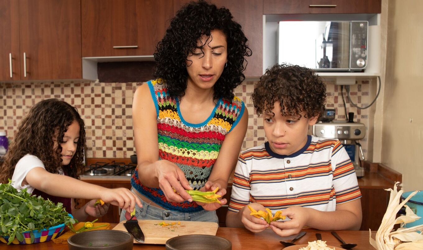 mom cooking with kids