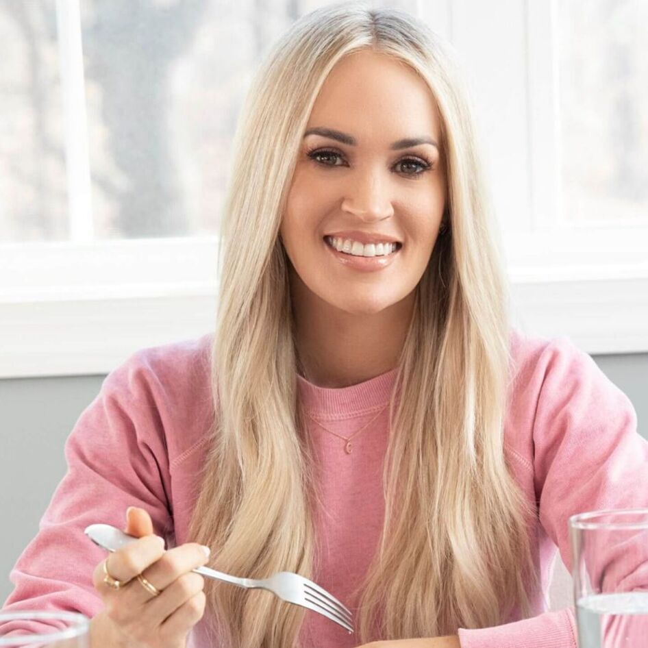 What Is "Ugly" Lasagna? Carrie Underwood’s Secret to Looking Amazing