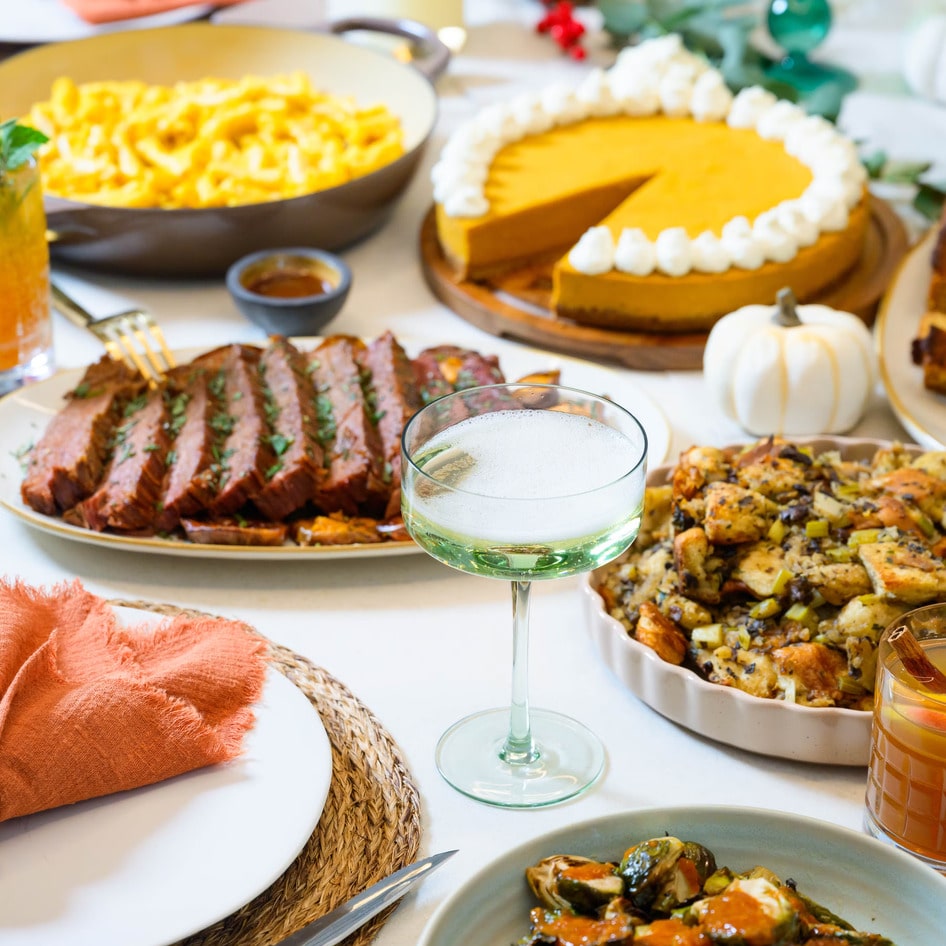 These 13 Vegan Restaurants Will Cook Thanksgiving Dinner for You