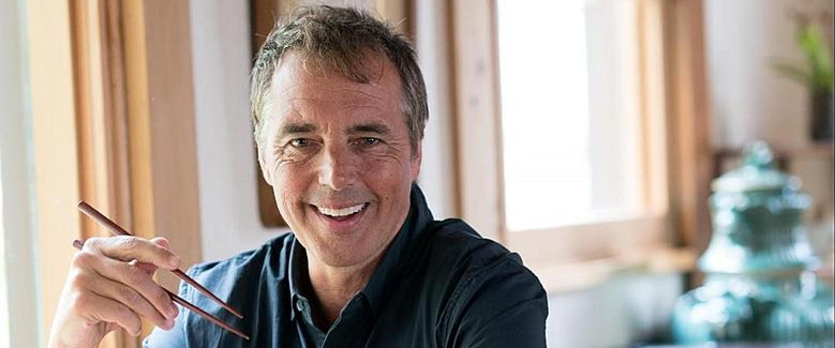 Dan Buettner Says the Secret to Longevity Isn’t What You Think—And We Believe Him