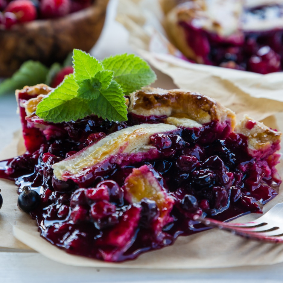These Are the Vegan Fruit Pie Recipes We Swear by Every Summer