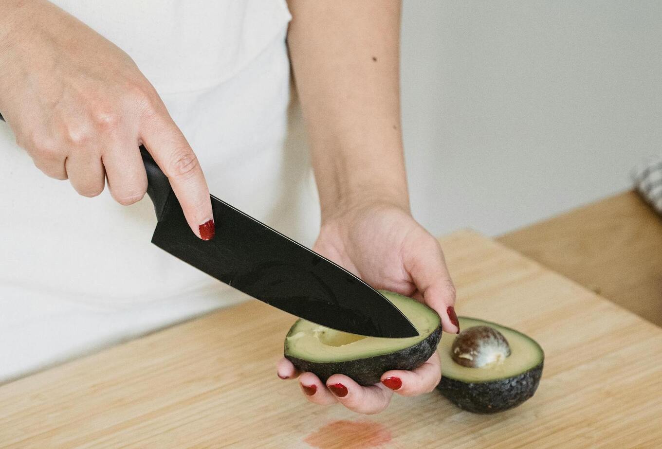 VegNews.Avocado.NicolaBarts.Pexels