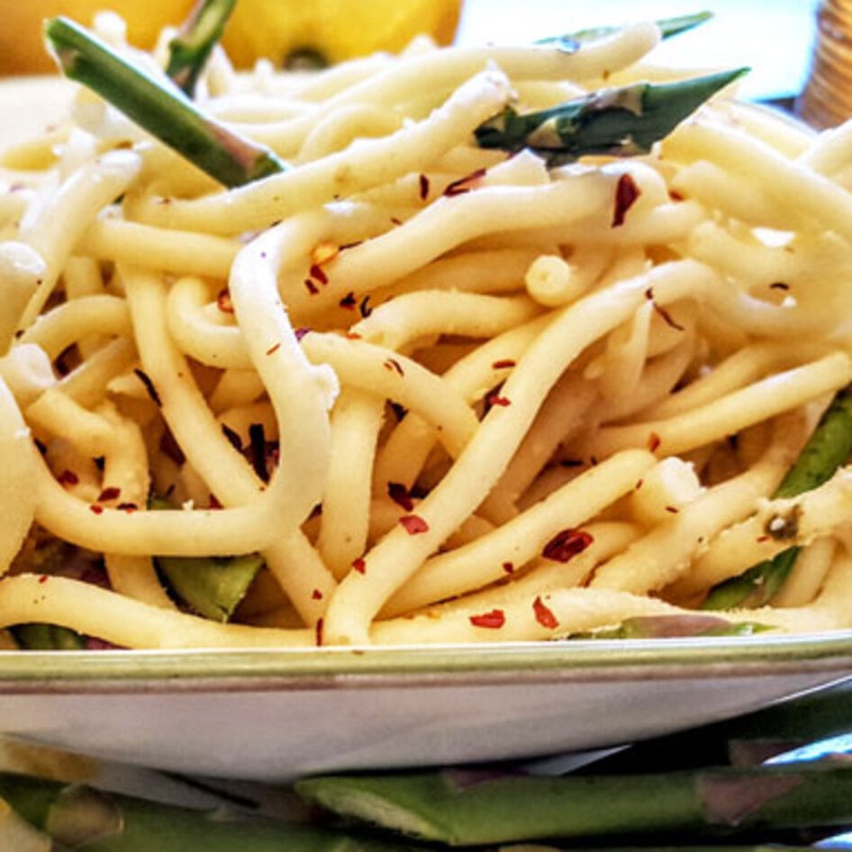 Vegan Lemon Bucatini With Asparagus, Wine, and Butter
