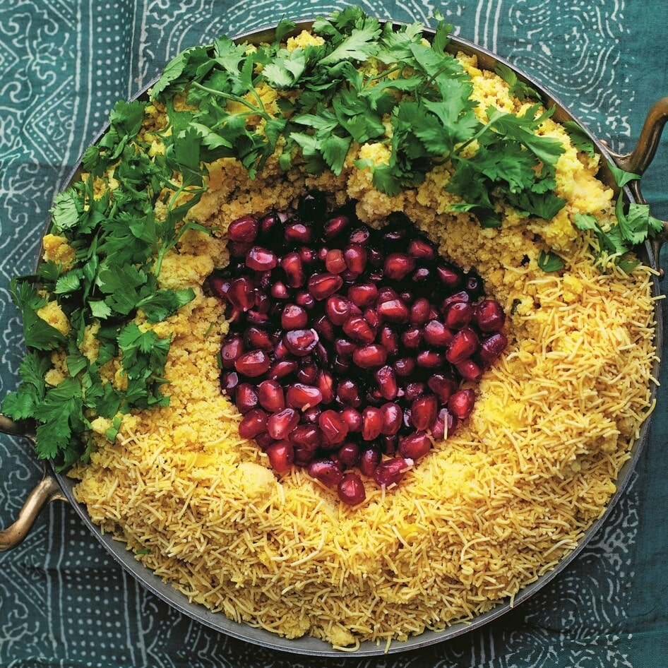 Indian Crushed Chana Dal With Green Garlic Chutney