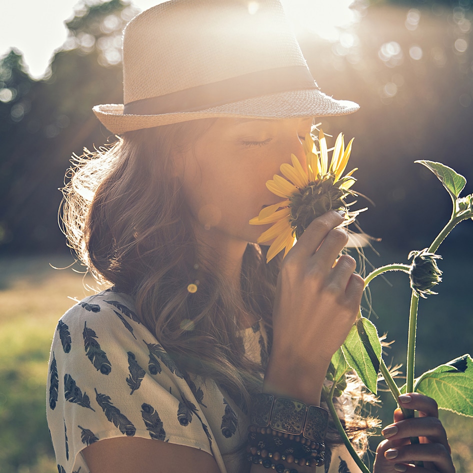 10 Ways to Relieve Seasonal Allergy Symptoms, From Vegan Probiotics to Humidifiers