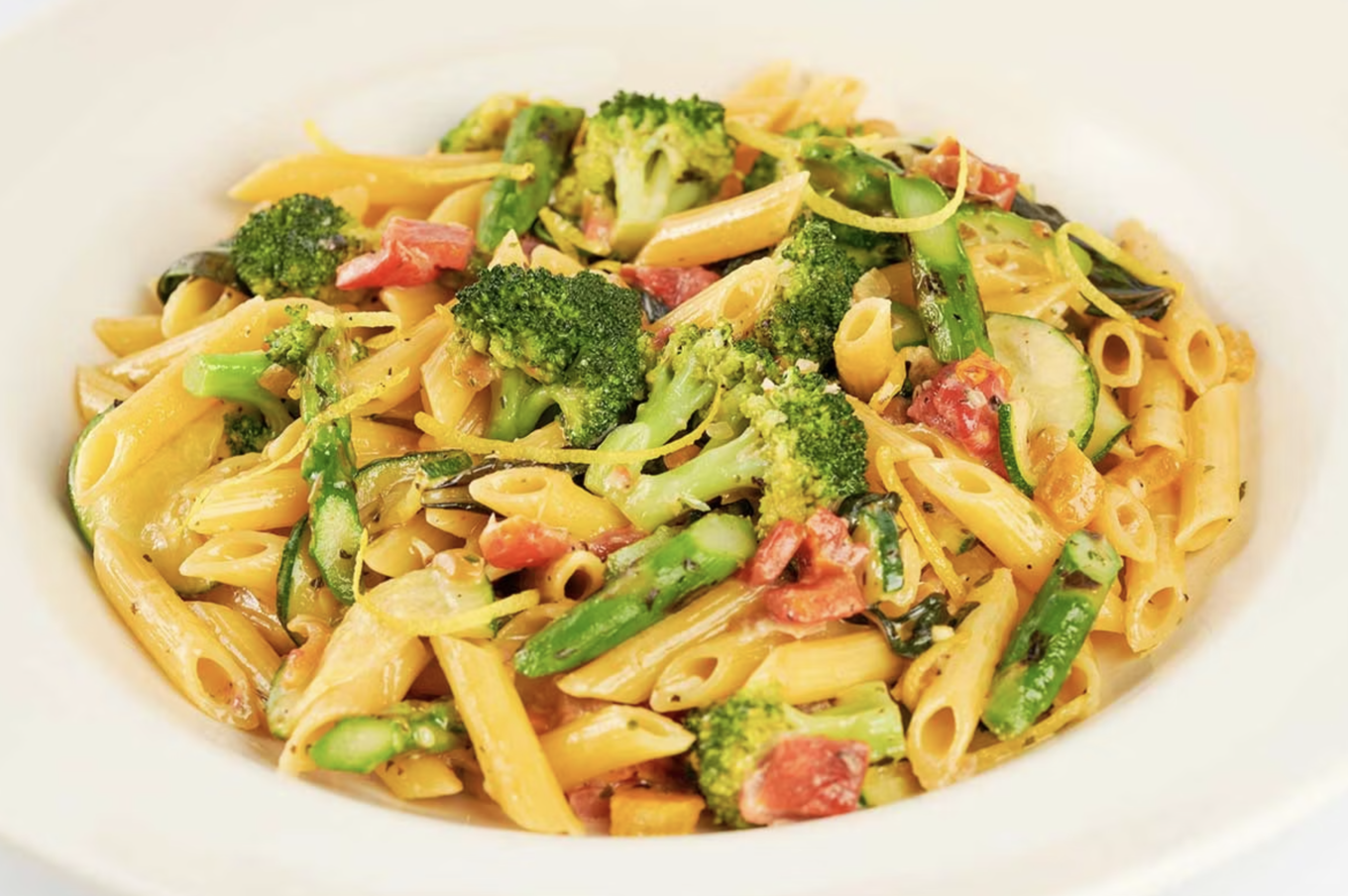 VegNews.evelynsfavoritepasta.thecheesecakefactory